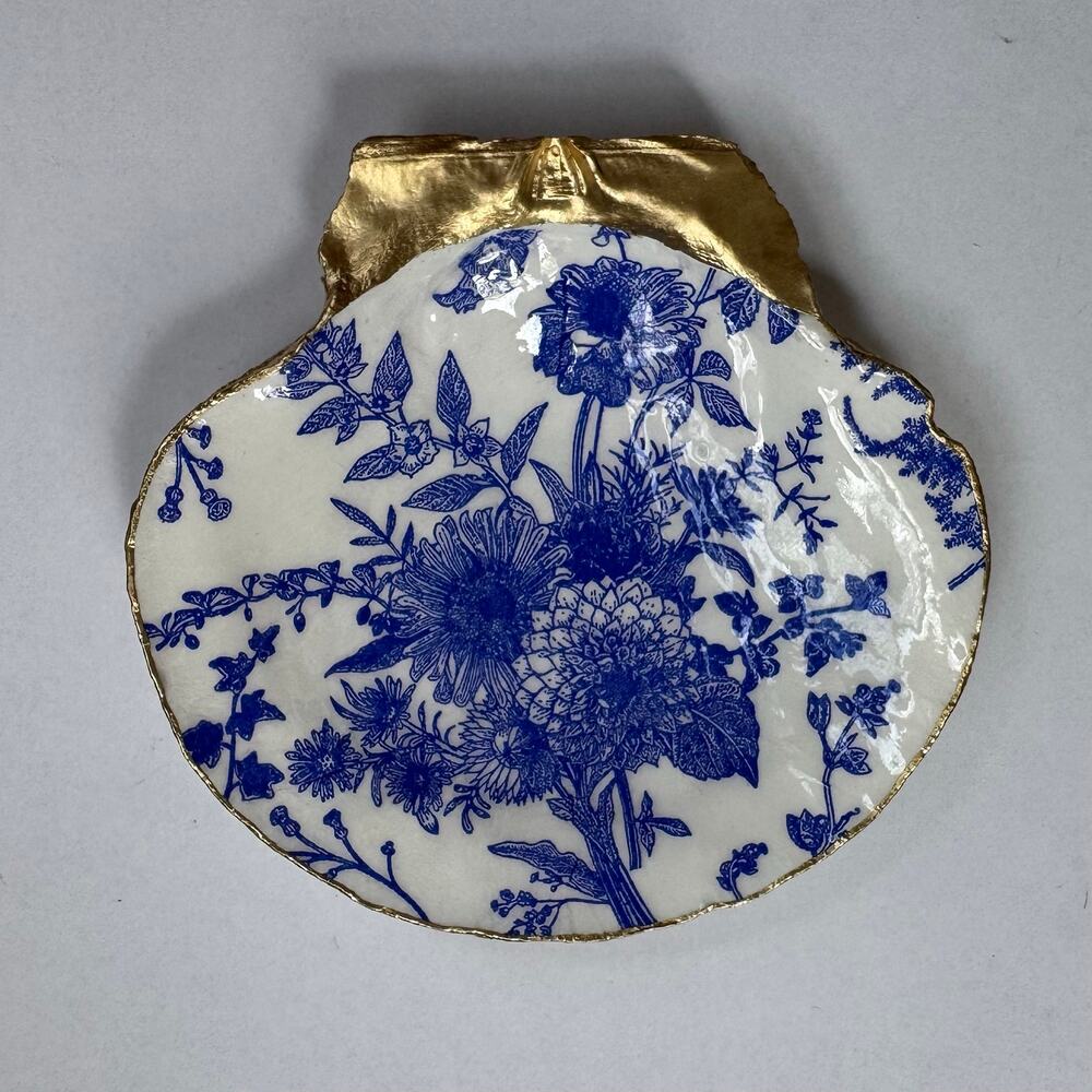 Blue Chinoiserie Floral Trinket Dish | Floral Jewelry Ring Holder - Picture 2 of 5